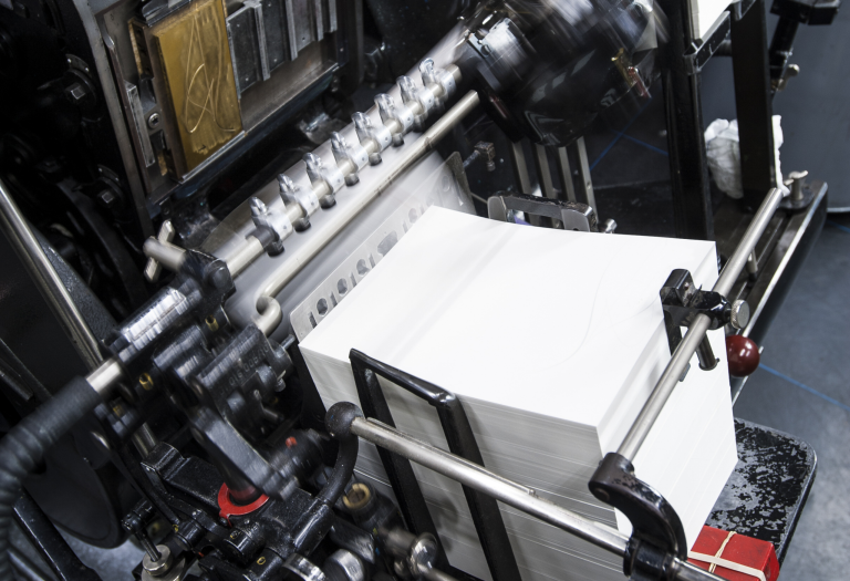 paper-printing-machine-at-work-in-print-workshop-2026-01-09-08-48-05-utc kopyası kopya